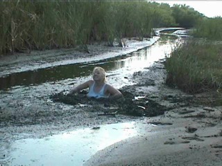 stuck car sunk girl